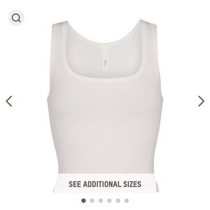 2 Skims soft lounge tanks